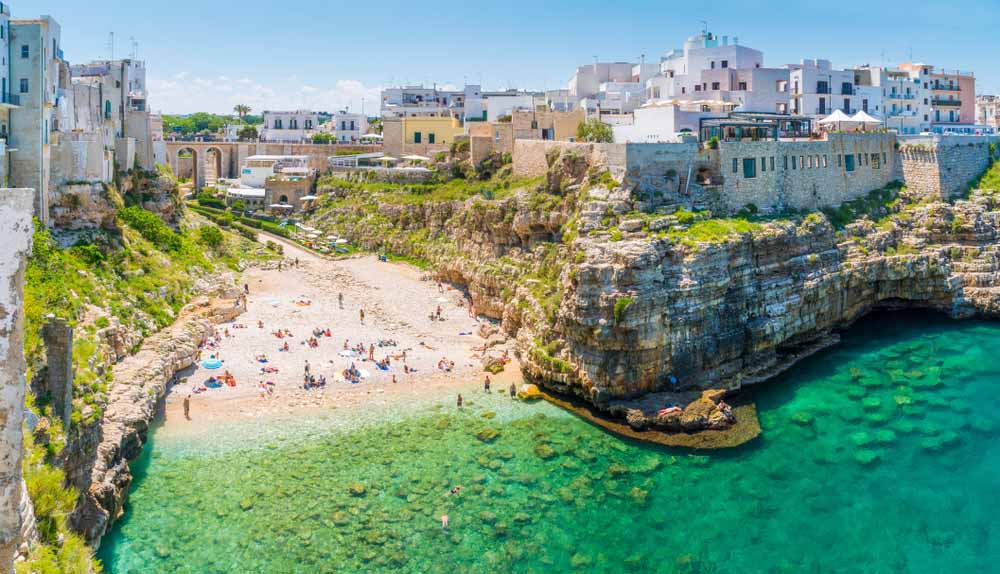 Scenic,Sight,In,Polignano,A,Mare,,Bari,Province,,Apulia,(puglia),